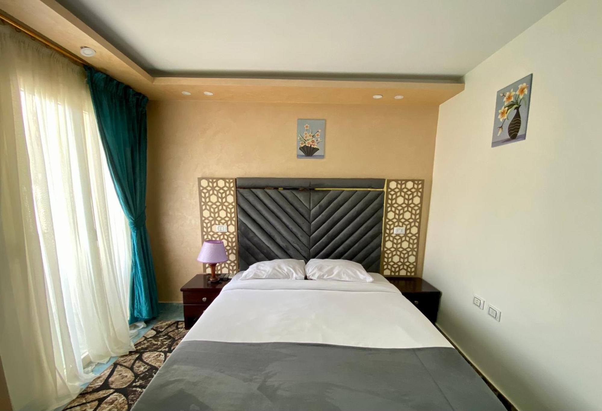 Golden Pyramids Inn Kafrat al Jabal ภายนอก รูปภาพ