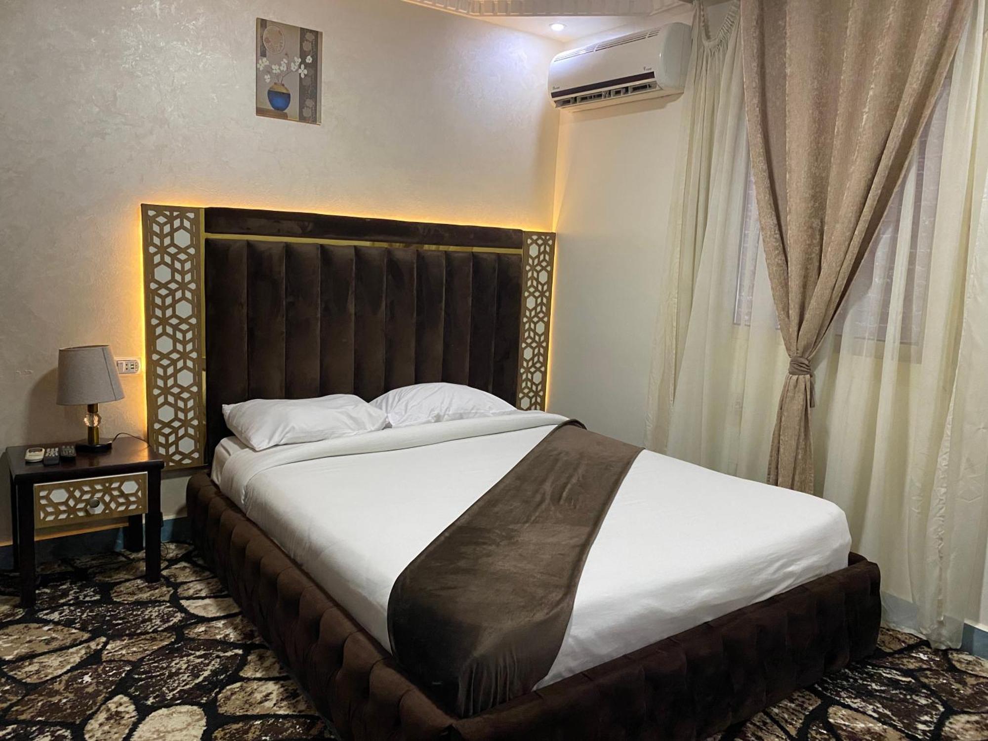 Golden Pyramids Inn Kafrat al Jabal ภายนอก รูปภาพ