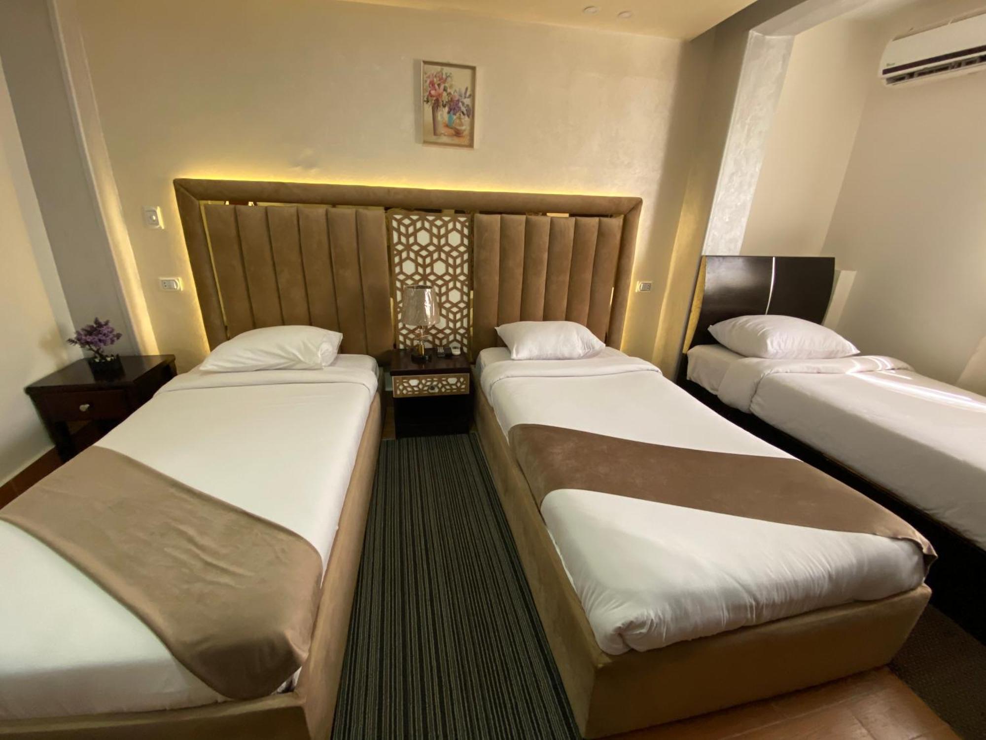 Golden Pyramids Inn Kafrat al Jabal ภายนอก รูปภาพ